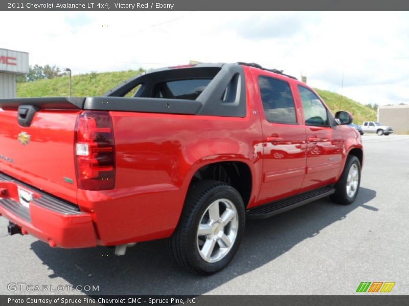 Victory Red / Ebony 2011 Chevrolet Avalanche LT 4x4