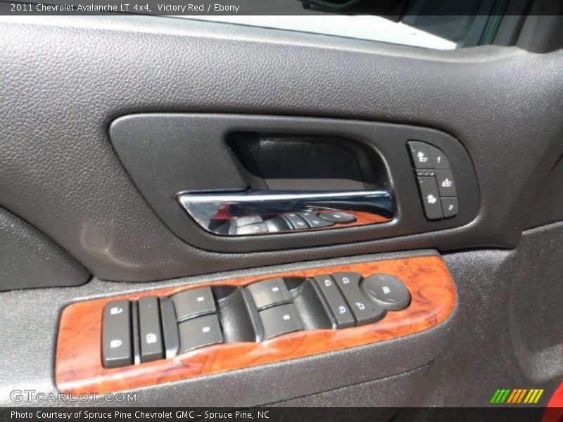 Victory Red / Ebony 2011 Chevrolet Avalanche LT 4x4
