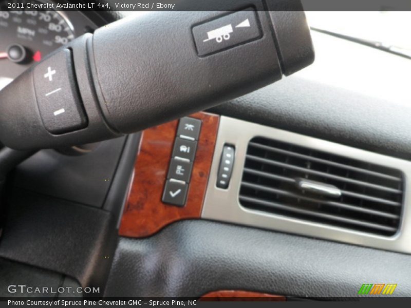 Victory Red / Ebony 2011 Chevrolet Avalanche LT 4x4