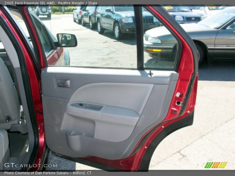 Redfire Metallic / Shale 2005 Ford Freestyle SEL AWD