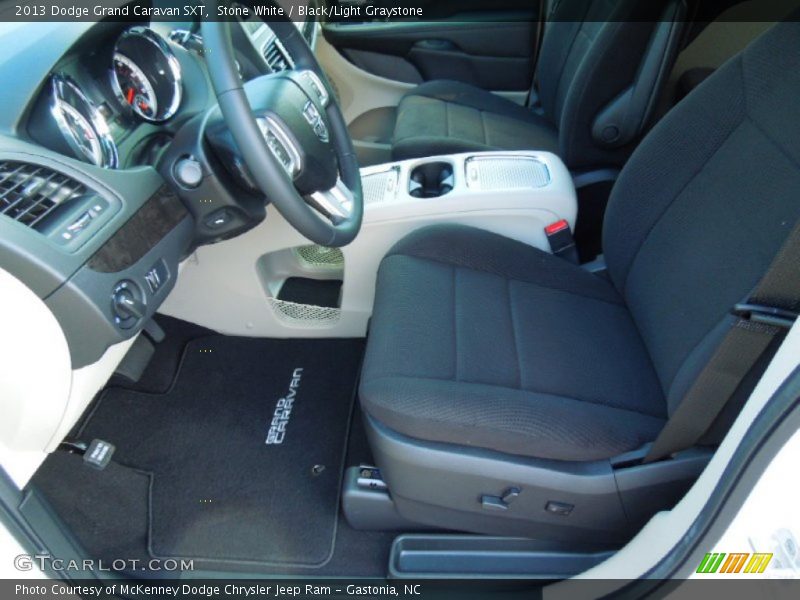 Stone White / Black/Light Graystone 2013 Dodge Grand Caravan SXT