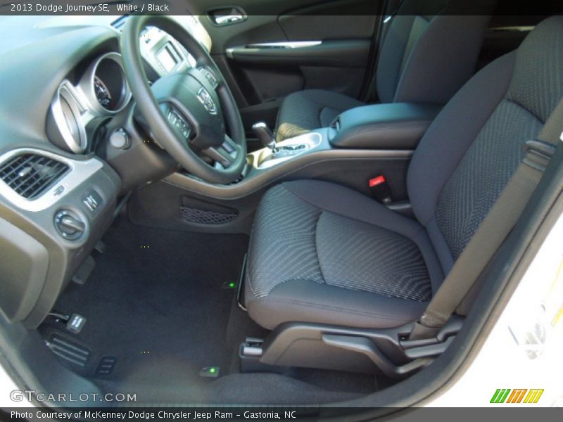 White / Black 2013 Dodge Journey SE