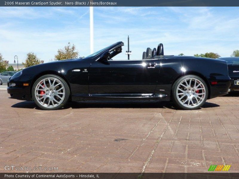Nero (Black) / Nero/Bordeaux 2006 Maserati GranSport Spyder