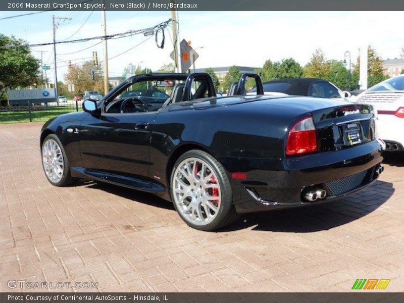 Nero (Black) / Nero/Bordeaux 2006 Maserati GranSport Spyder