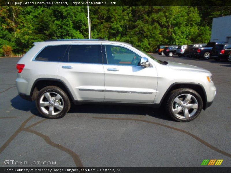 Bright Silver Metallic / Black 2013 Jeep Grand Cherokee Overland
