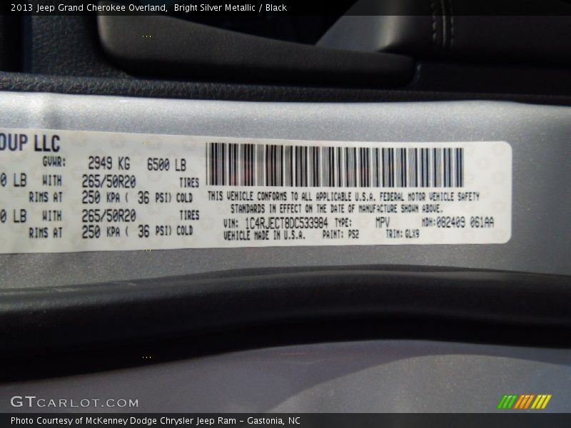 Bright Silver Metallic / Black 2013 Jeep Grand Cherokee Overland