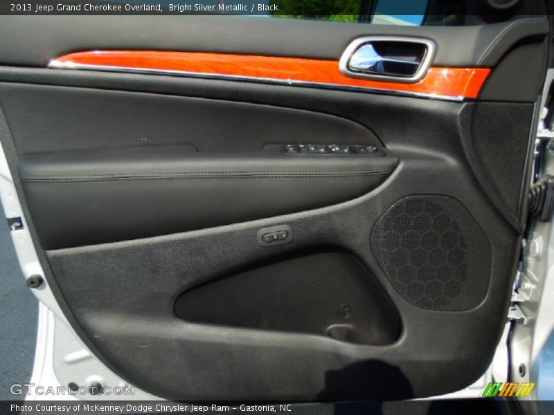 Bright Silver Metallic / Black 2013 Jeep Grand Cherokee Overland