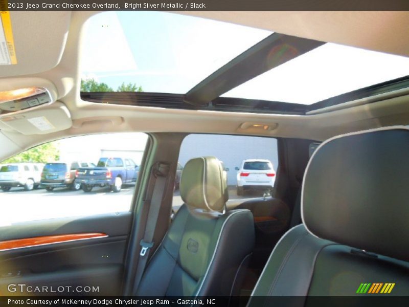 Bright Silver Metallic / Black 2013 Jeep Grand Cherokee Overland