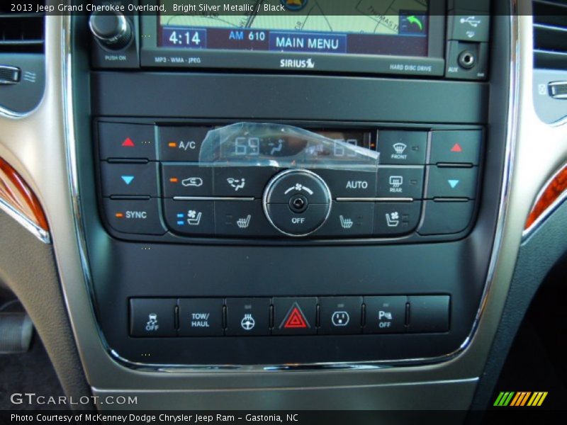 Bright Silver Metallic / Black 2013 Jeep Grand Cherokee Overland