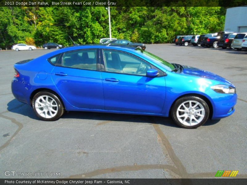  2013 Dart Rallye Blue Streak Pearl Coat