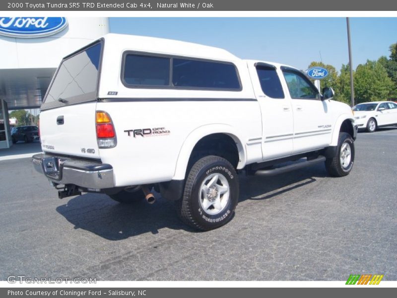 Natural White / Oak 2000 Toyota Tundra SR5 TRD Extended Cab 4x4