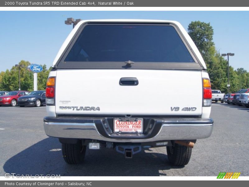 Natural White / Oak 2000 Toyota Tundra SR5 TRD Extended Cab 4x4