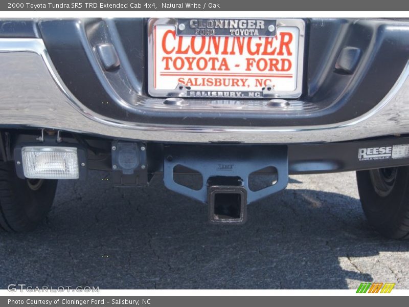 Natural White / Oak 2000 Toyota Tundra SR5 TRD Extended Cab 4x4