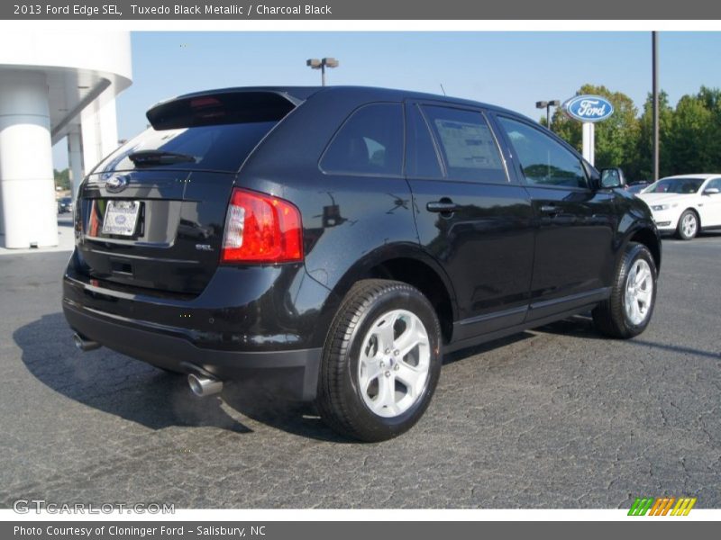 Tuxedo Black Metallic / Charcoal Black 2013 Ford Edge SEL