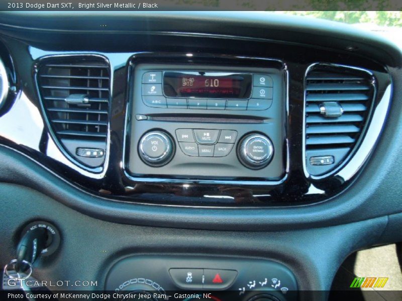 Bright Silver Metallic / Black 2013 Dodge Dart SXT
