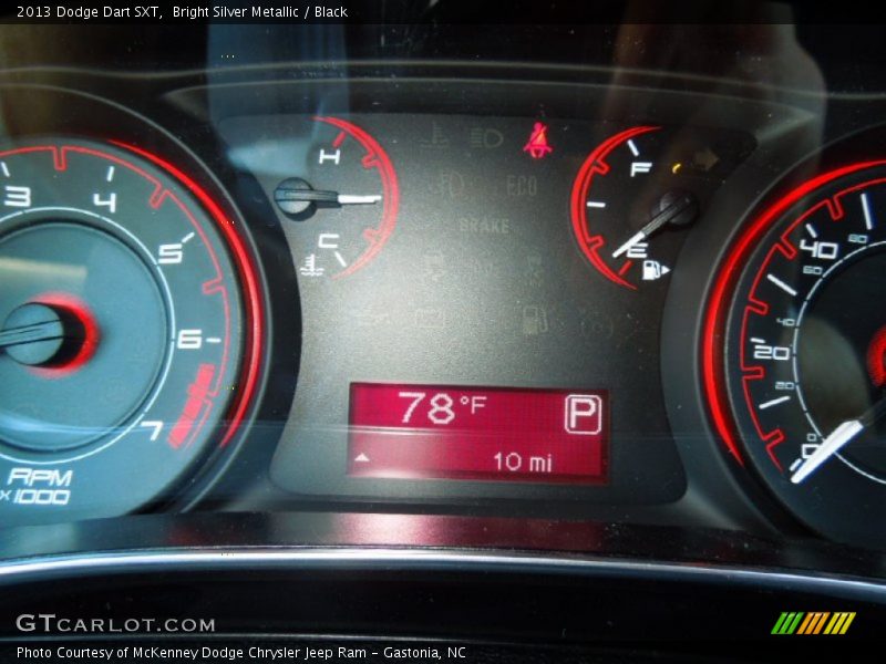 Bright Silver Metallic / Black 2013 Dodge Dart SXT