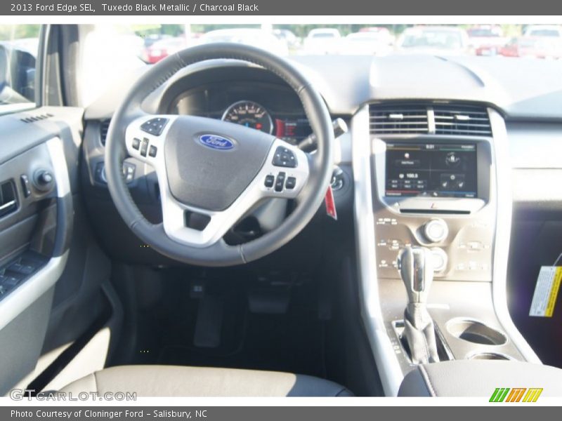 Tuxedo Black Metallic / Charcoal Black 2013 Ford Edge SEL