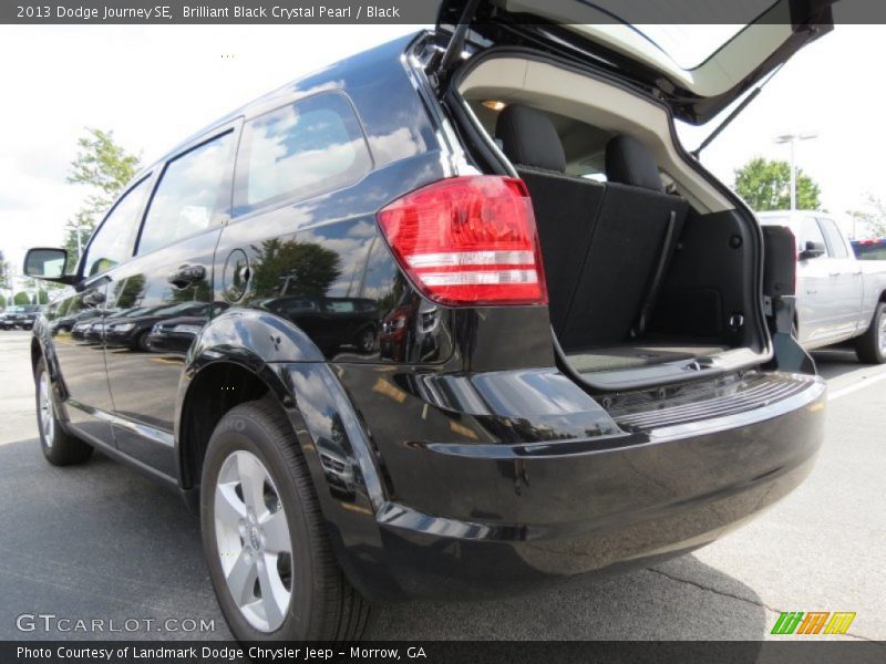 Brilliant Black Crystal Pearl / Black 2013 Dodge Journey SE