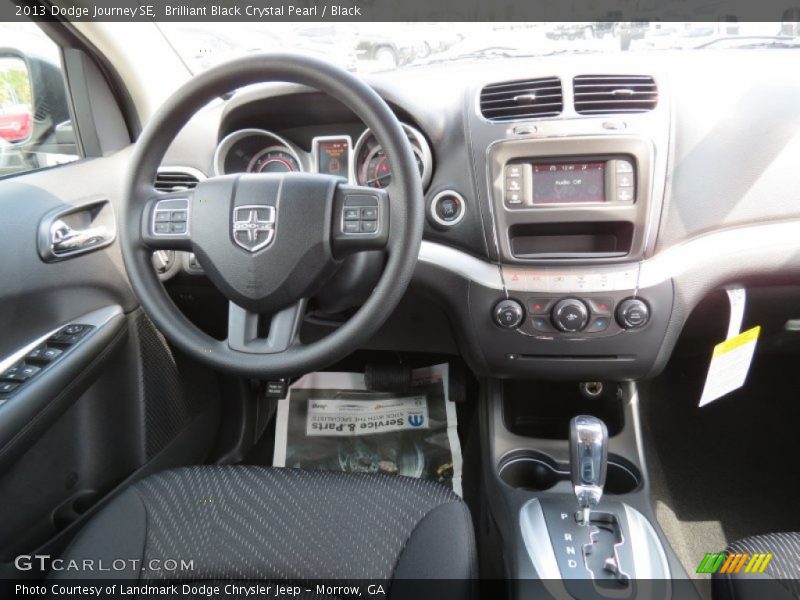 Brilliant Black Crystal Pearl / Black 2013 Dodge Journey SE