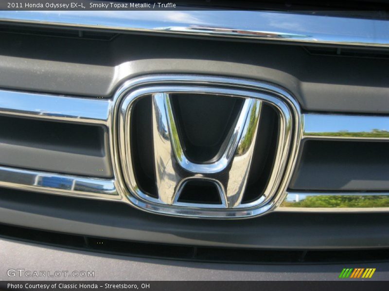 Smoky Topaz Metallic / Truffle 2011 Honda Odyssey EX-L