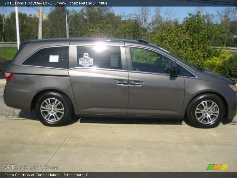 Smoky Topaz Metallic / Truffle 2011 Honda Odyssey EX-L