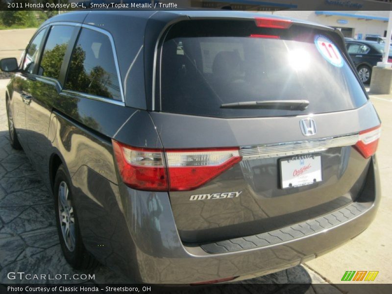 Smoky Topaz Metallic / Truffle 2011 Honda Odyssey EX-L