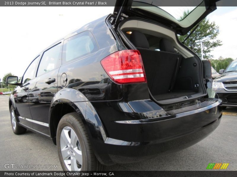 Brilliant Black Crystal Pearl / Black 2013 Dodge Journey SE