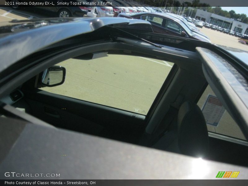 Smoky Topaz Metallic / Truffle 2011 Honda Odyssey EX-L