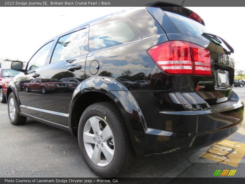 Brilliant Black Crystal Pearl / Black 2013 Dodge Journey SE