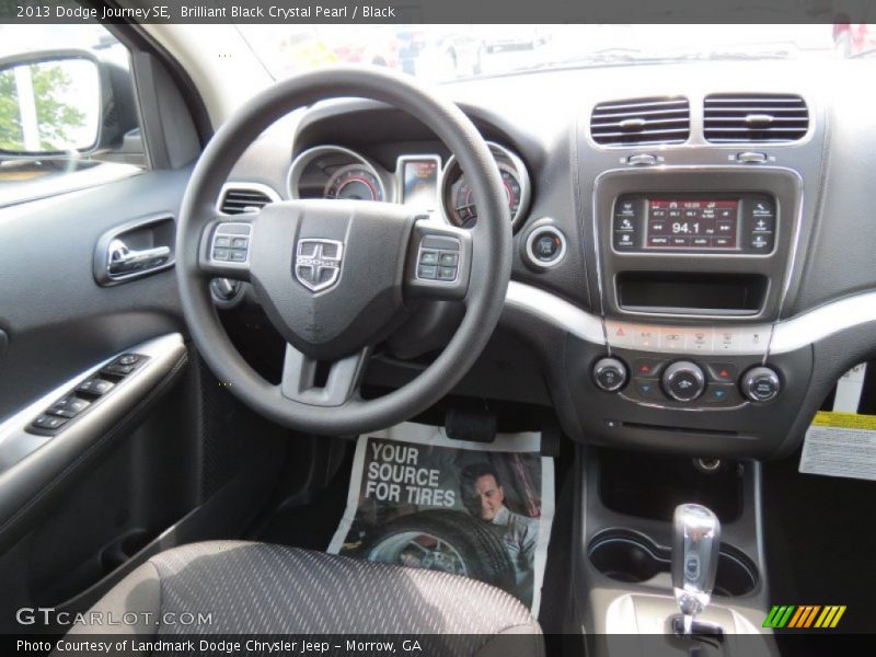 Brilliant Black Crystal Pearl / Black 2013 Dodge Journey SE