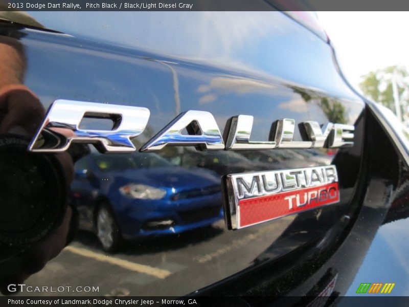 Pitch Black / Black/Light Diesel Gray 2013 Dodge Dart Rallye