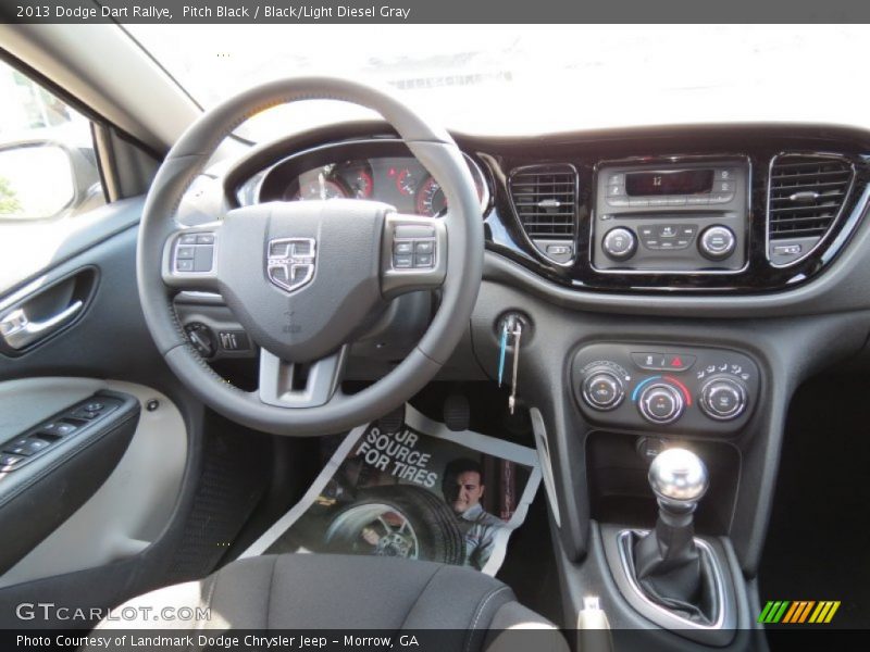 Pitch Black / Black/Light Diesel Gray 2013 Dodge Dart Rallye