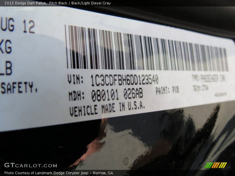 Pitch Black / Black/Light Diesel Gray 2013 Dodge Dart Rallye