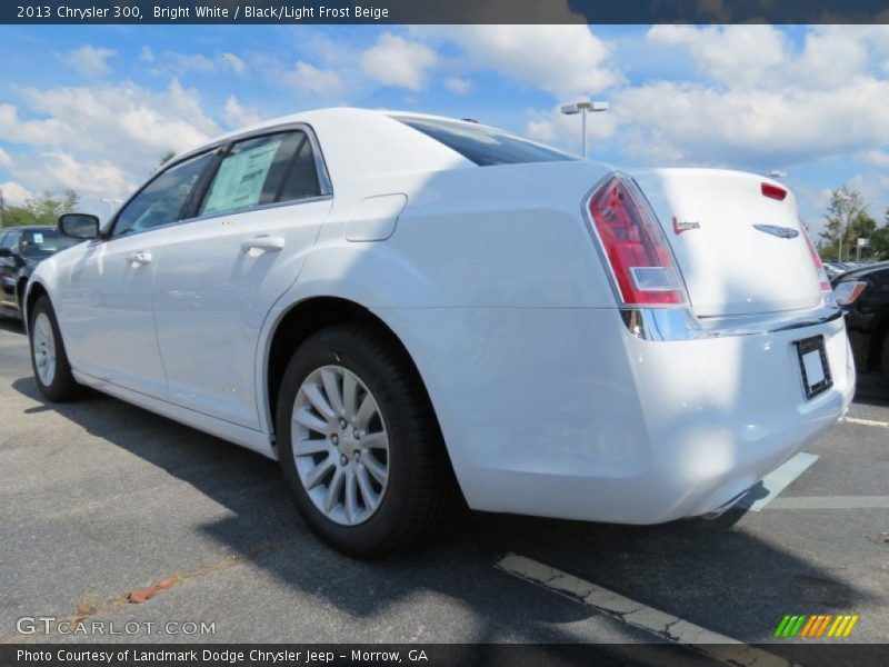 Bright White / Black/Light Frost Beige 2013 Chrysler 300