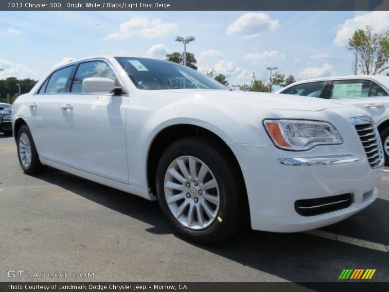 Bright White / Black/Light Frost Beige 2013 Chrysler 300