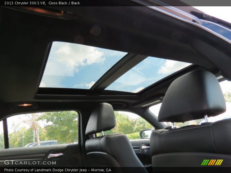 Sunroof of 2013 300 S V8