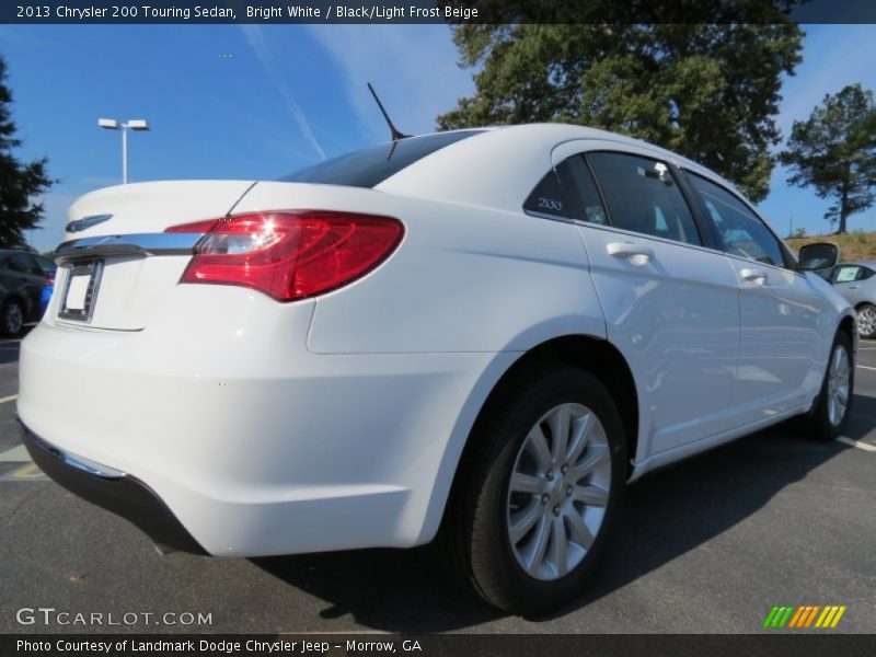 Bright White / Black/Light Frost Beige 2013 Chrysler 200 Touring Sedan