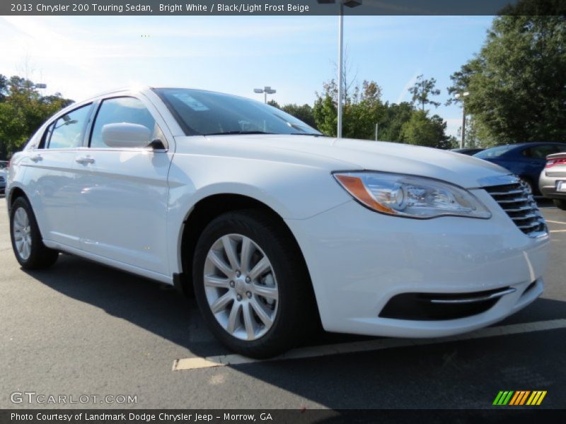 Bright White / Black/Light Frost Beige 2013 Chrysler 200 Touring Sedan