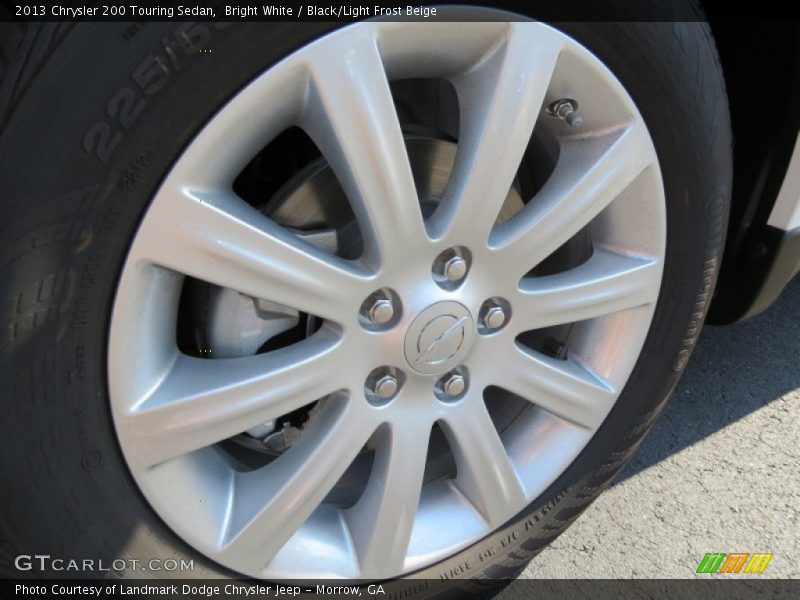 Bright White / Black/Light Frost Beige 2013 Chrysler 200 Touring Sedan