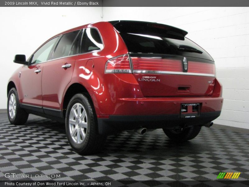 Vivid Red Metallic / Ebony Black 2009 Lincoln MKX