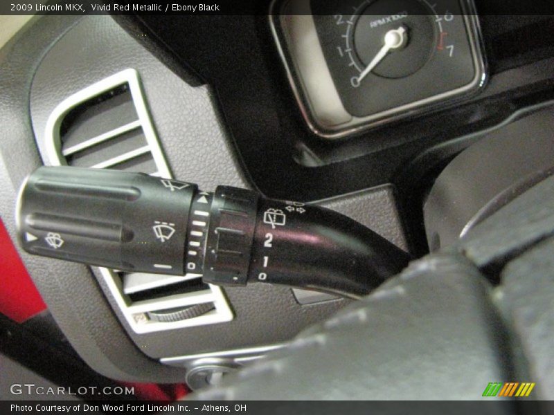 Vivid Red Metallic / Ebony Black 2009 Lincoln MKX