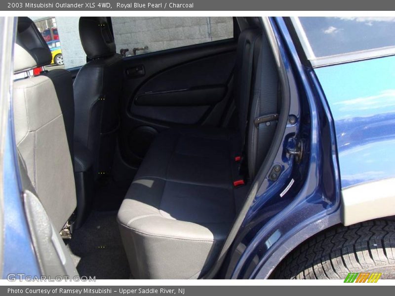 Royal Blue Pearl / Charcoal 2003 Mitsubishi Outlander XLS 4WD