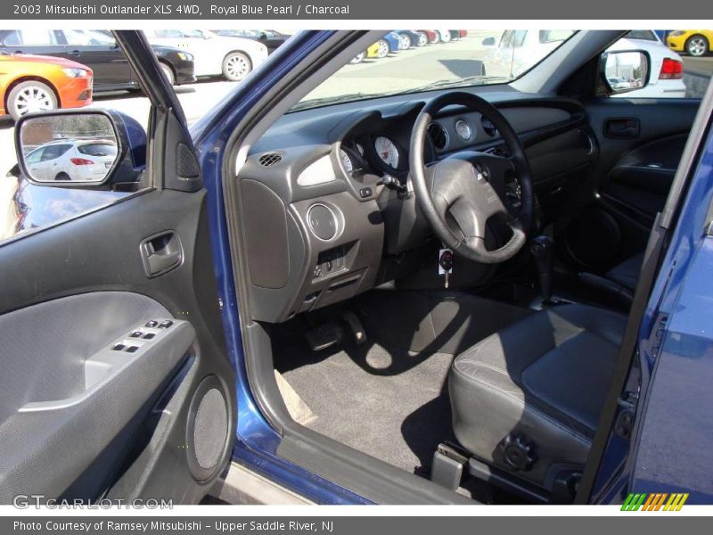 Royal Blue Pearl / Charcoal 2003 Mitsubishi Outlander XLS 4WD