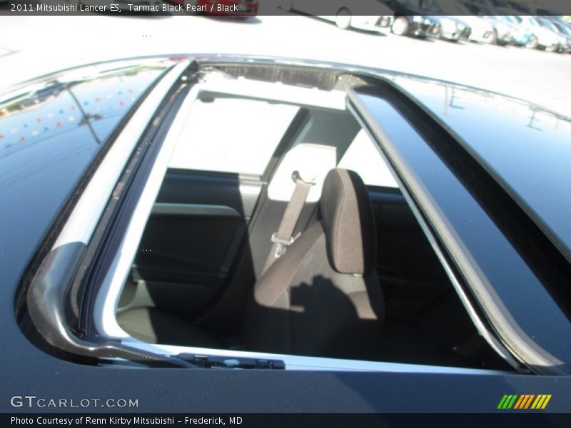Tarmac Black Pearl / Black 2011 Mitsubishi Lancer ES