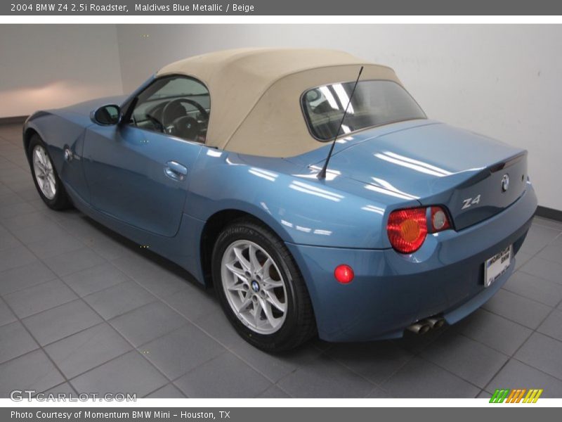 Maldives Blue Metallic / Beige 2004 BMW Z4 2.5i Roadster