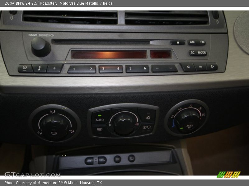 Controls of 2004 Z4 2.5i Roadster