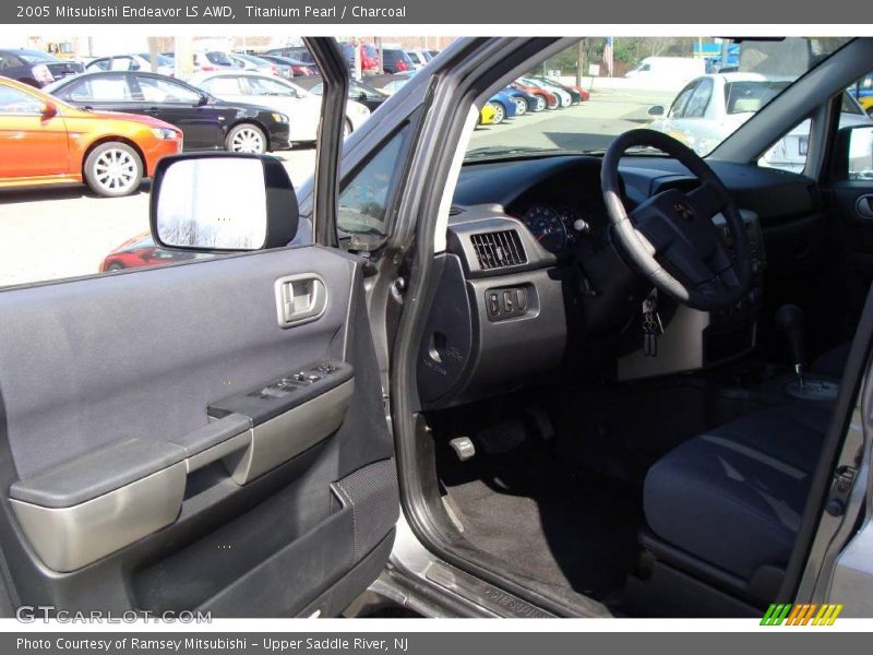 Titanium Pearl / Charcoal 2005 Mitsubishi Endeavor LS AWD