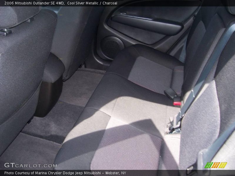 Cool Silver Metallic / Charcoal 2006 Mitsubishi Outlander SE 4WD