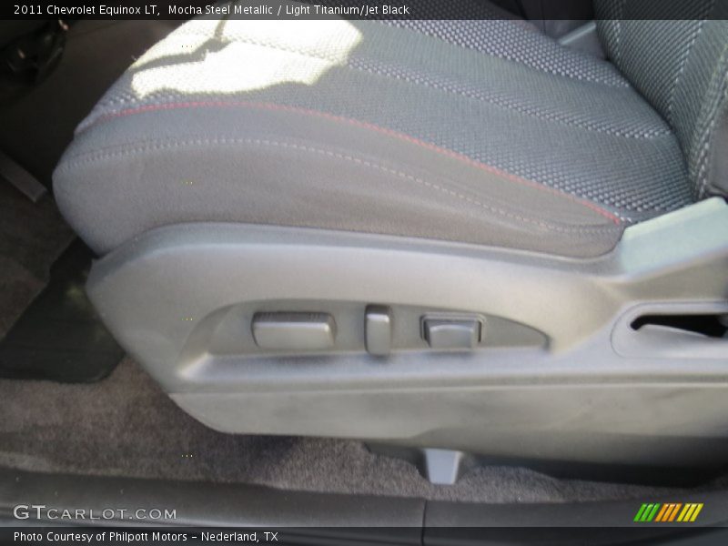 Mocha Steel Metallic / Light Titanium/Jet Black 2011 Chevrolet Equinox LT