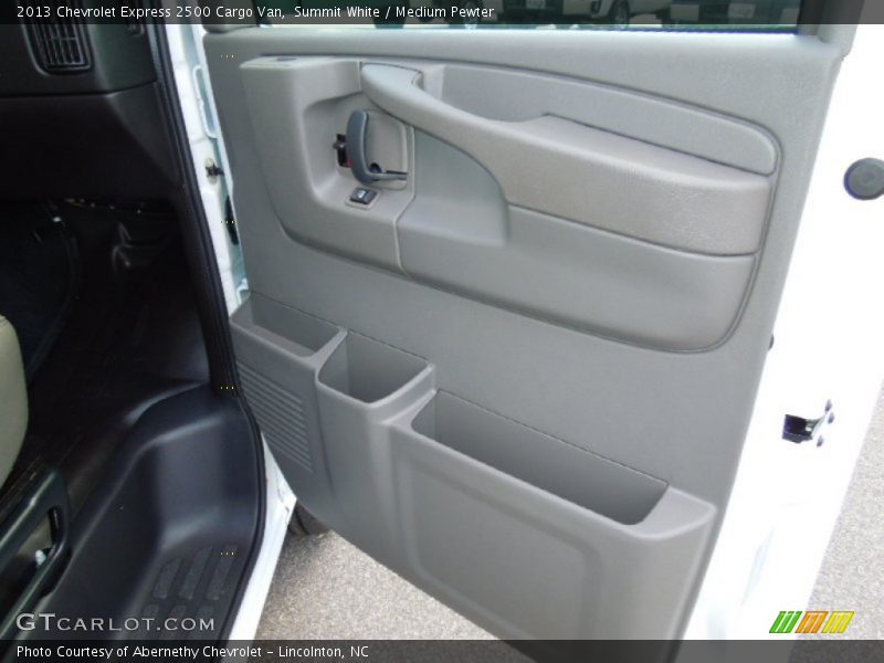 Summit White / Medium Pewter 2013 Chevrolet Express 2500 Cargo Van